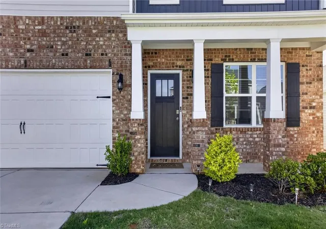 5th image of 3208 Highlander Pt, Greensboro, NC 27405 | MLS# 1225428