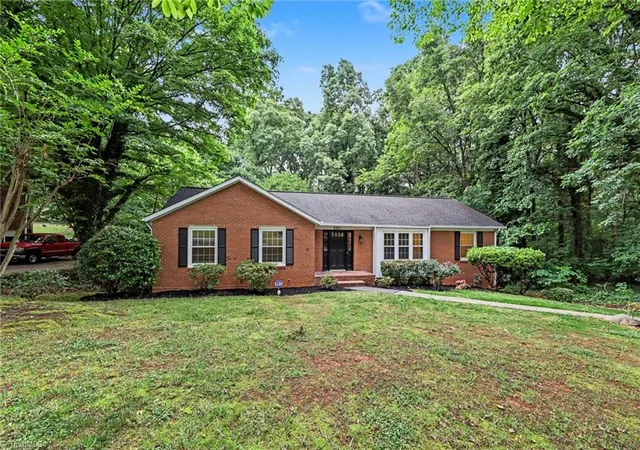 Photo 3 of Single family home for sale at 5021 Eastwin Dr, Winston Salem, NC 27104 | MLS# 1222174 | Listing updated on 2026-07-31