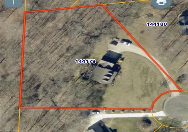 43rd image of 6916 Harvest Glen Dr, Greensboro, NC 27406 | MLS# 1225479