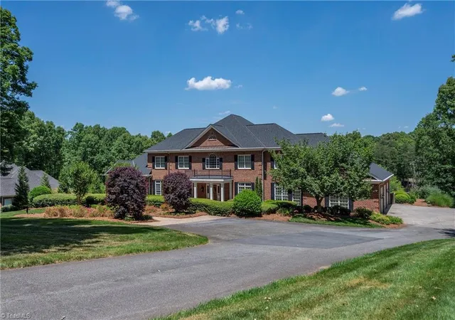 Homes for sale in Pfafftown, NC | 151 Wellsprings Ct, Pfafftown, NC 27040 | MLS# 1226422