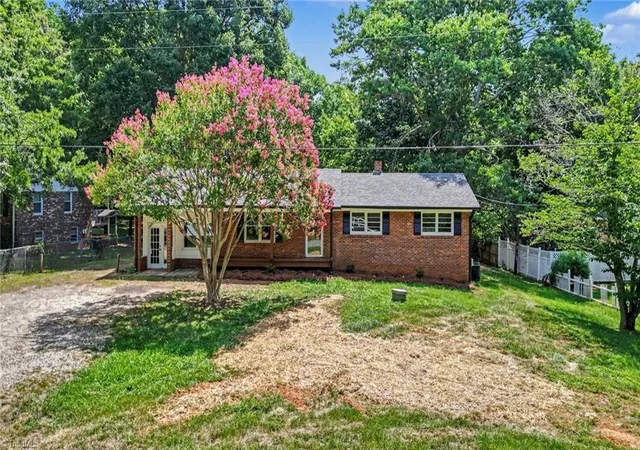 Homes for sale in Reidsville, NC | 911 Harrison Crossroad Loop, Reidsville, NC 27320 | MLS# 1226946