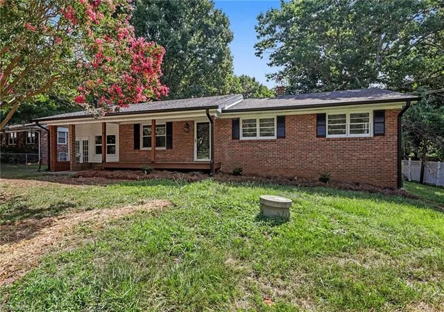 Homes for sale in Reidsville, NC | 911 Harrison Crossroad Loop, Reidsville, NC 27320 | MLS# 1226946