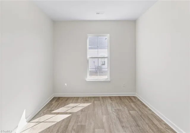 5th image of 2377 Foxtail Ln, Yadkinville, NC 27055 | MLS# 1219026