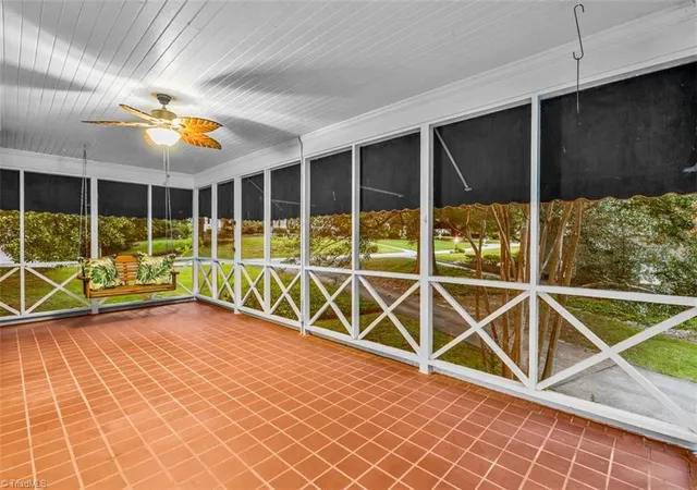 3rd image of 809 Hillcrest Dr, High Point, NC 27262 | MLS# 1227083