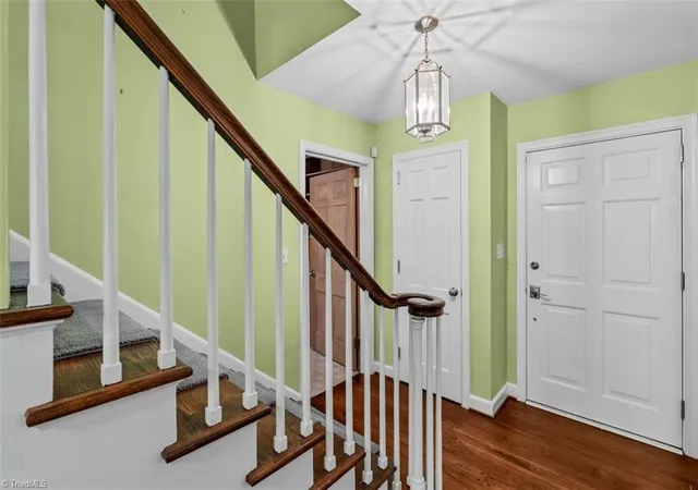 4th image of 809 Hillcrest Dr, High Point, NC 27262 | MLS# 1227083