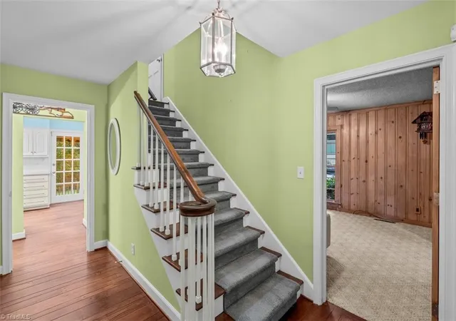5th image of 809 Hillcrest Dr, High Point, NC 27262 | MLS# 1227083