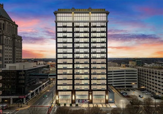 45th image of 201 N Elm St #604, Greensboro, NC 27401 | MLS# 1204261