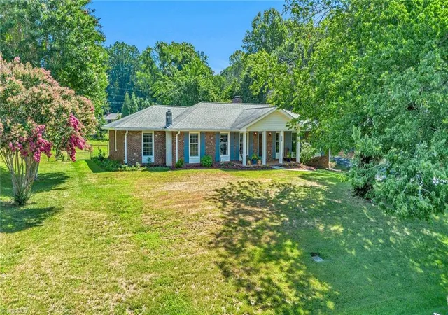 Homes for sale in Wilkesboro, NC | 208 Raven Green St, Wilkesboro, NC 28697 | MLS# 1226853