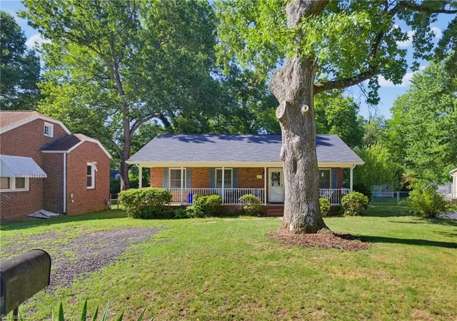 2nd image of 515 Decatur St, Madison, NC 27025 | MLS# 1231111