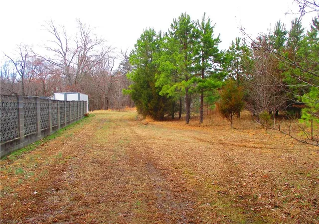 2nd image of 1809 Alamance Church Rd, Greensboro, NC 27406 | MLS# 1210017