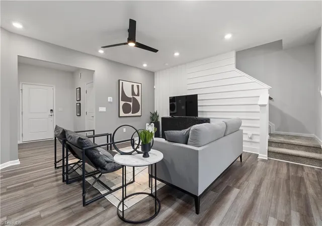 Photo 4 of Single family home for sale at 1517 Allegheny River St, Greensboro, NC 27405 | MLS# 1233846 | Listing updated on 2026-08-28