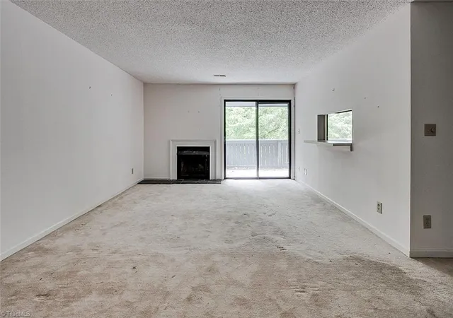 Photo 4 of Sale Pending at 2855 Treestead Cir, Greensboro, NC 27410 | MLS# 1225211 | Listing updated on 2026-10-28