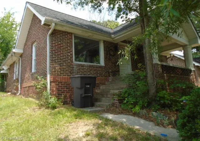 1st image of 604 Chandler Ave, High Point, NC 27262 | MLS# 1232959
