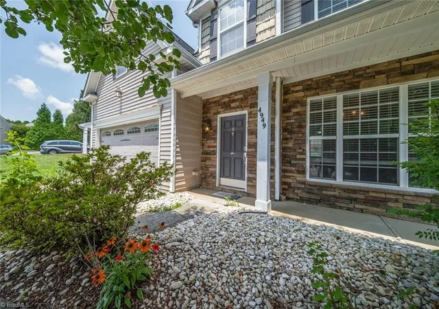 3rd image of 4949 Old Towne Village Cir, Pfafftown, NC 27040 | MLS# 1226453