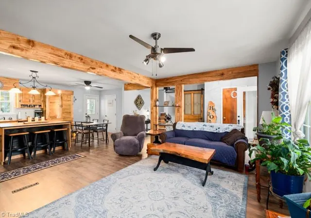 3rd image of 160 Pinelawn Dr, Kernersville, NC 27284 | MLS# 1226132
