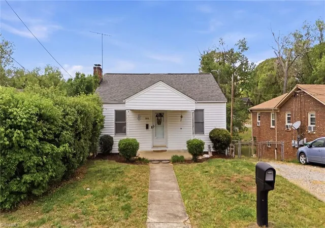 2nd image of 1112 Tipton St, High Point, NC 27262 | MLS# 1216811