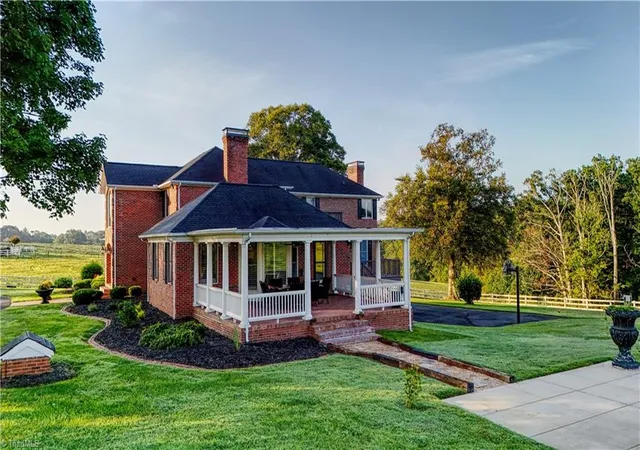 Photo 3 of Single family home for sale at 533 Crossingham Rd, Mount Airy, NC 27030 | MLS# 1233571 | Listing updated on 2026-09-08