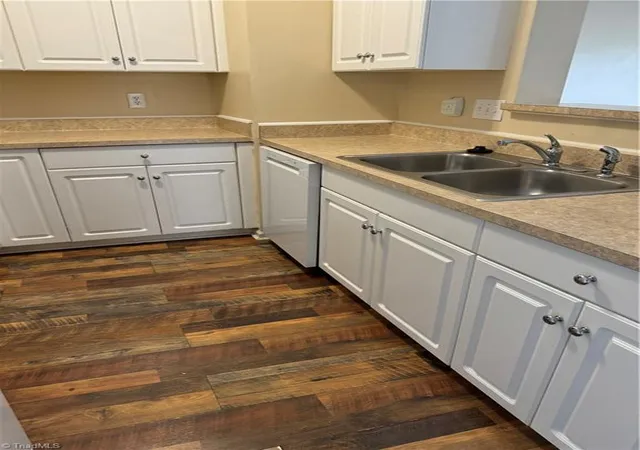 Photo 3 of Sale Pending at 3733 Morris Farm Dr #3A, Greensboro, NC 27409 | MLS# 1231083 | Listing updated on 2026-09-05