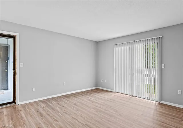 5th image of 2230 Sunderland Rd #42E, Winston Salem, NC 27103 | MLS# 1229286