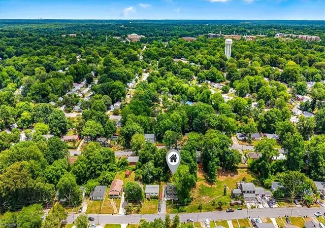 35th image of 1434 N Hamilton St, High Point, NC 27262 | MLS# 1224884