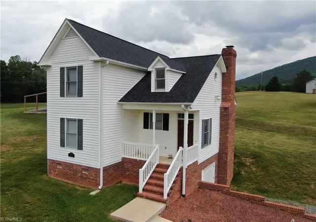 Homes for sale in Pinnacle, NC | 1933 Shoals Rd, Pinnacle, NC 27043 | MLS# 1227247