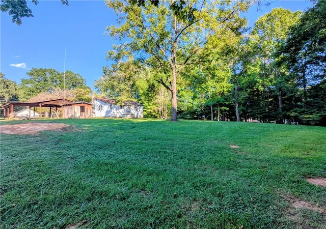 Photo 2 of Single family home for sale at 3620 Courtney Church Rd, Yadkinville, NC 27055 | MLS# 1233435 | Listing updated on 2026-09-01