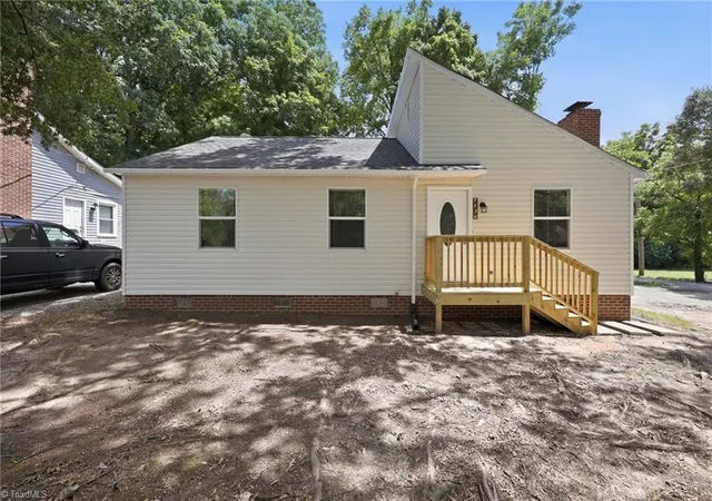 1st image of 1136 Montlieu Ave, High Point, NC 27262 | MLS# 1227450