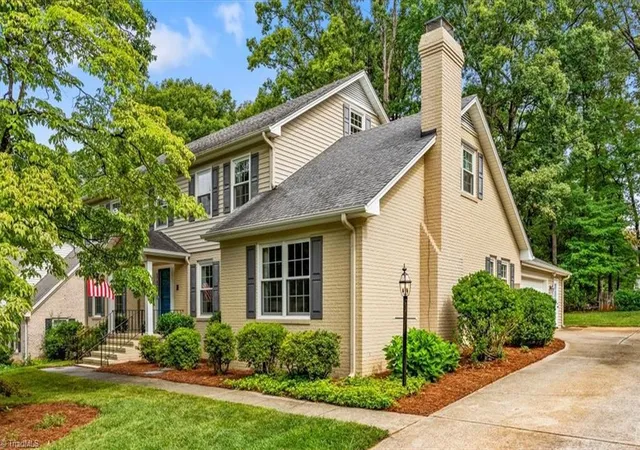 2nd image of 3606 Redfield Dr, Greensboro, NC 27410 | MLS# 1225505
