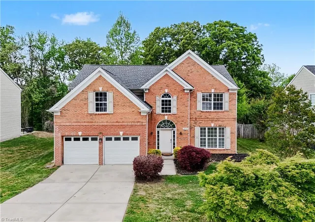 1st image of 1579 Pondhaven Dr, High Point, NC 27265 | MLS# 1217134