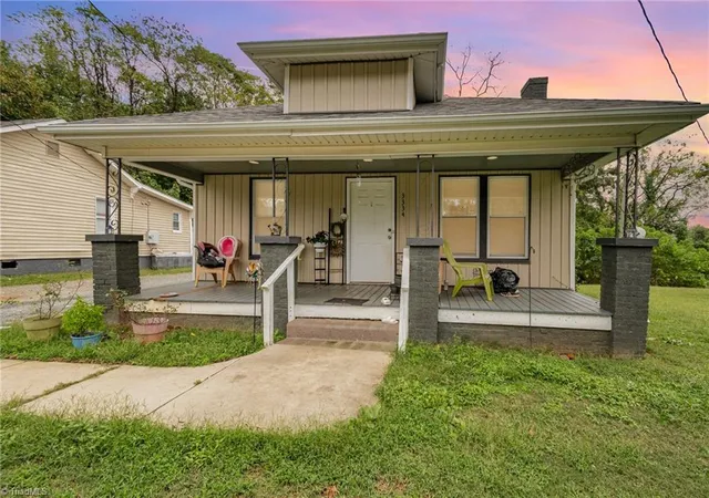 Photo 1 of Single family home for sale at 3334 Old Greensboro Rd, Winston Salem, NC 27101 | MLS# 1198136 | Listing updated on 2026-09-25