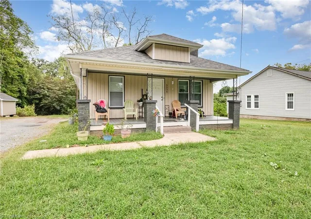 Photo 3 of Single family home for sale at 3334 Old Greensboro Rd, Winston Salem, NC 27101 | MLS# 1198136 | Listing updated on 2026-09-25