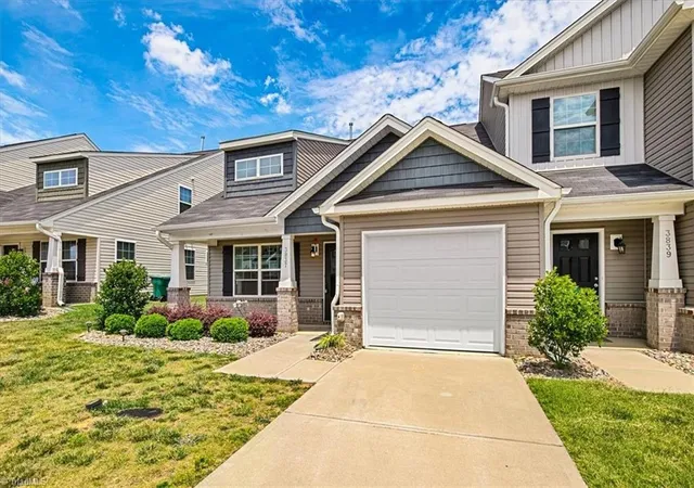 Photo 3 of Single family home for sale at 3837 Copperfield Ct, High Point, NC 27265 | MLS# 1231353 | Listing updated on 2026-09-17