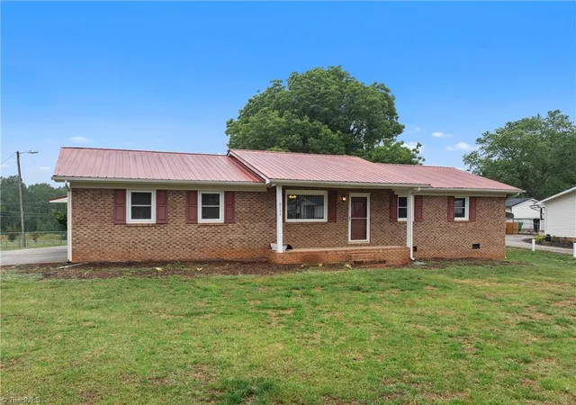 Homes for sale in Trinity, NC | 6754 Rosewood Dr, Trinity, NC 27370 | MLS# 1222005