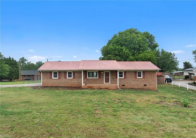 Homes for sale in Trinity, NC | 6754 Rosewood Dr, Trinity, NC 27370 | MLS# 1222005