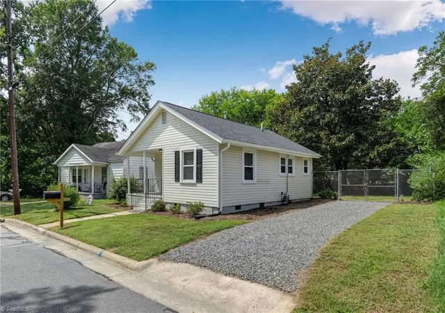 Photo 3 of Sale Pending at 1110 Ware St, Reidsville, NC 27320 | MLS# 1233792 | Listing updated on 2026-09-18