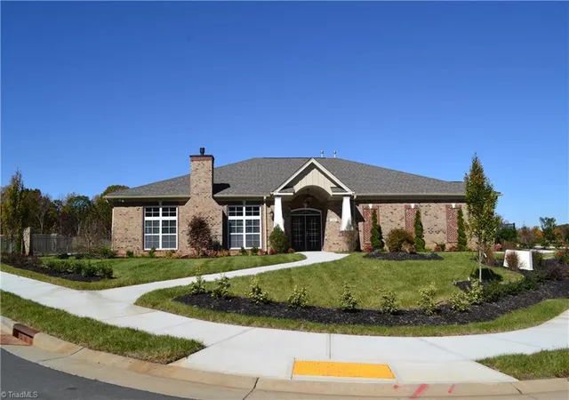 Photo 3 of Single family home for sale at 4700 Willowstone Dr, High Point, NC 27265 | MLS# 1229162 | Listing updated on 2026-07-31