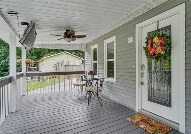 4th image of 390 Woodhaven Shores Dr, Lexington, NC 27292 | MLS# 1229926