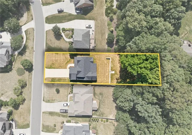 Photo 2 of Single family home for sale at 1778 Ramhurst Dr, Clemmons, NC 27012 | MLS# 1224287 | Listing updated on 2026-09-09