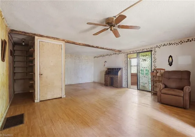 5th image of 2974 Cid Rd, Lexington, NC 27292 | MLS# 1219113
