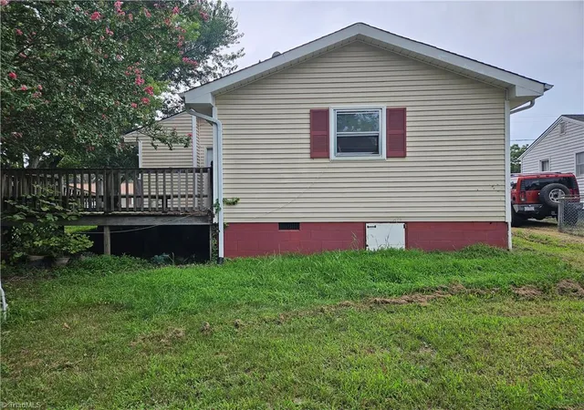 Photo 2 of Sale Pending at 607 King St, Reidsville, NC 27320 | MLS# 1230269 | Listing updated on 2026-09-12
