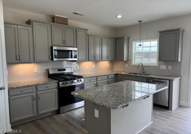 Photo 3 of Single family home for sale at 3707 Contimental Sq, Kernersville, NC 27284 | MLS# 1228302 | Listing updated on 2026-09-17