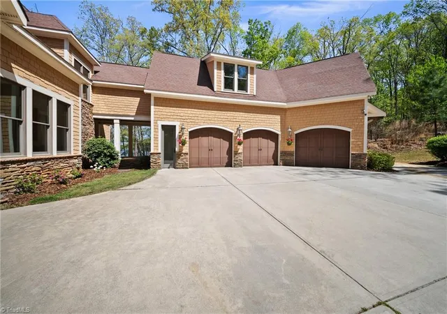 Homes for sale in Denton, NC | 2312 Rocky Cove Ln, Denton, NC 27239 | MLS# 1215254