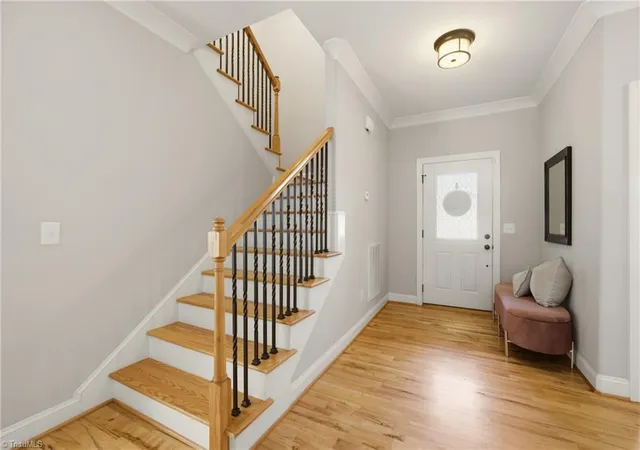 Photo 4 of Sale Pending at 5612 Crooked Oak Dr, Summerfield, NC 27358 | MLS# 1230008 | Listing updated on 2026-09-11