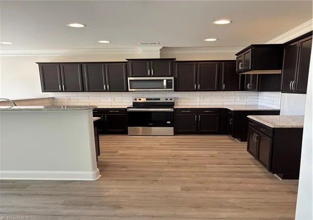 Photo 4 of Single family home for sale at 1027 Bonanza Ln, Mebane, NC 27302 | MLS# 1233452 | Listing updated on 2026-08-25