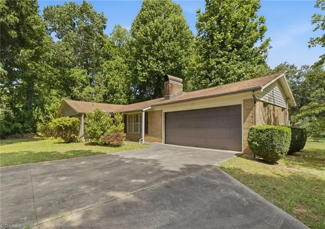 Homes for sale in North Wilkesboro, NC | 575 Brown Berry Rd, North Wilkesboro, NC 28659 | MLS# 1225785