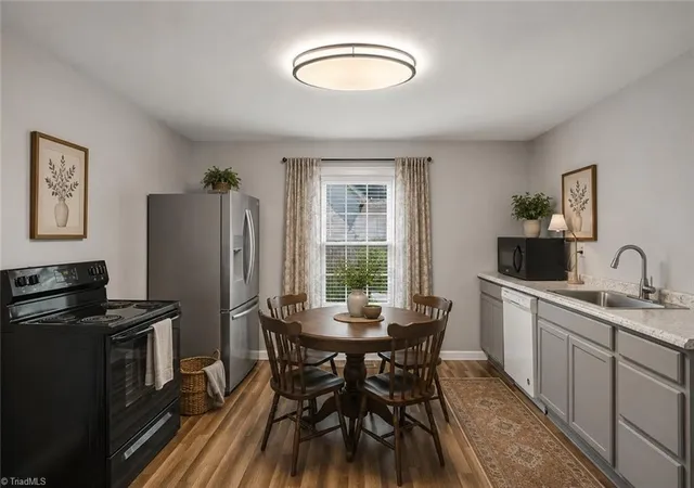 Photo 4 of Sale Pending at 59 Park Cir, Lexington, NC 27295 | MLS# 1228043 | Listing updated on 2026-09-05