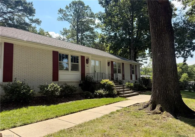 Photo 3 of Sale Pending at 2702 Tillbrook Pl, Greensboro, NC 27408 | MLS# 1231678 | Listing updated on 2026-09-09