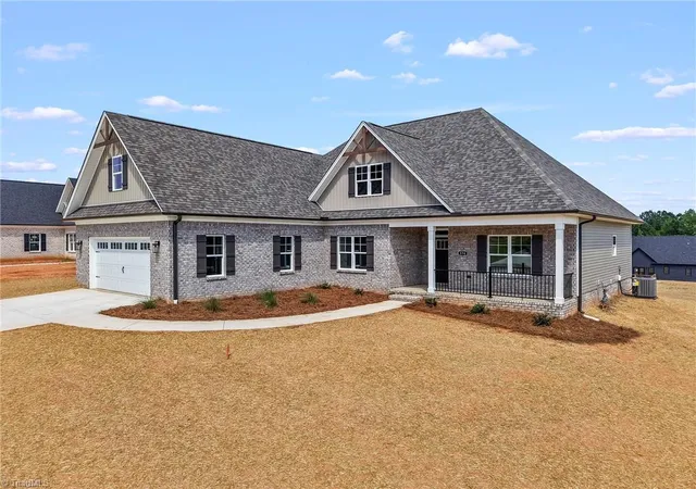 Photo 2 of Single family home for sale at 174 Cool Run, Lexington, NC 27295 | MLS# 1233300 | Listing updated on 2026-08-30