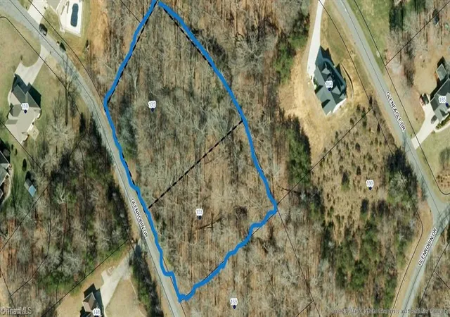 2nd image of 135 Glenrobin Dr, Eden, NC 27288 | MLS# 1230239