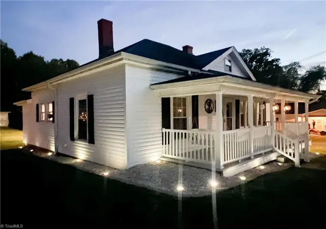 4th image of 641 Sunset Dr, Mount Airy, NC 27030 | MLS# 1219372